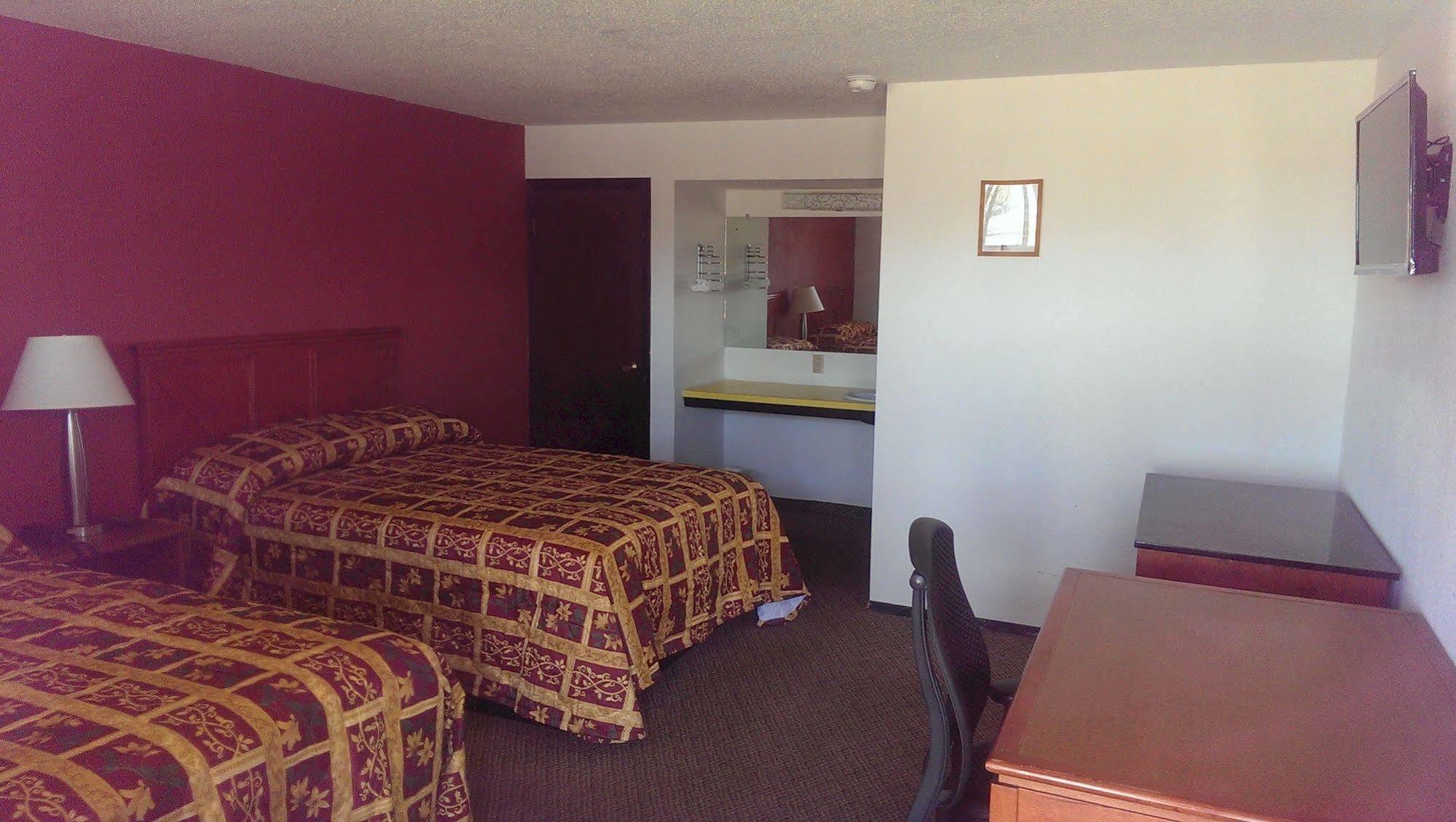 Airport Lodge Wichita Bagian luar foto